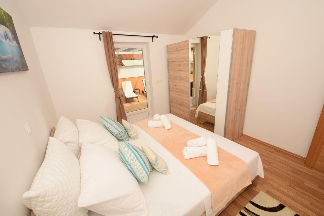 Luxury Penthouse With Jacuzzi In Appartement *